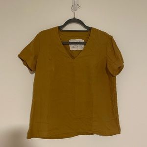 M/L notperfectlinen Zurich top in amber yellow